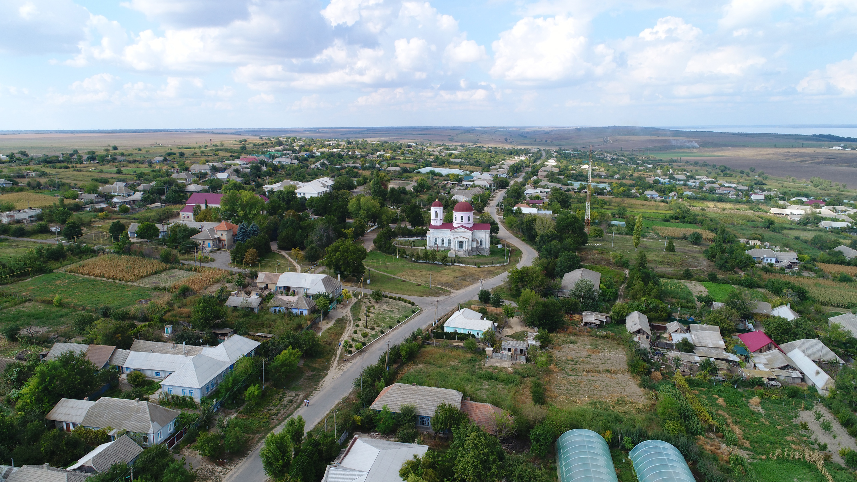 Село Плавни Ренийского района Одесской области с высоты птичьего полета