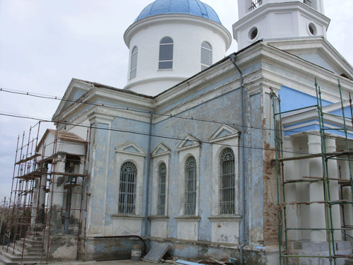 Biserica din Barta în reparaţie (fotografiată la 21.11.2008)