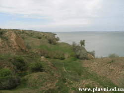 La Barta (Plavni) pe malul lacului Ialpug. Село Плавни. Овраги на берегу озера Ялпуг.